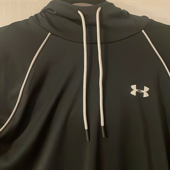 Under Armour Loose HeatGear - Picture 3 of 7